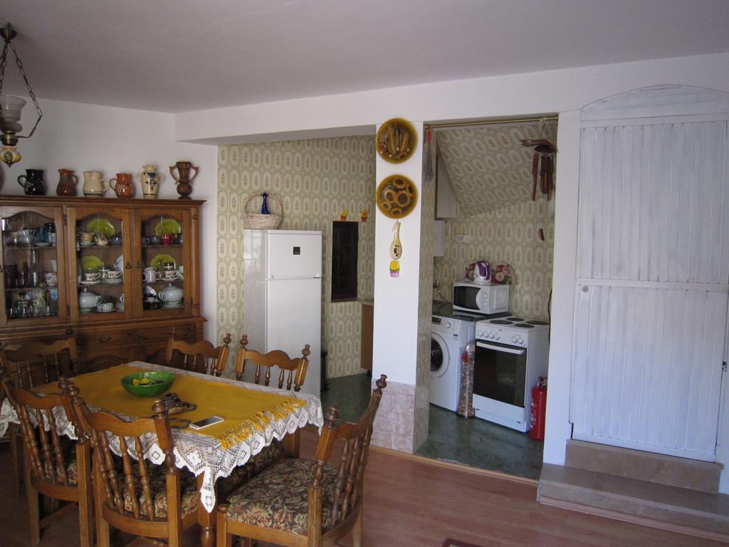 Holiday Home Mona Igrane Rum bild