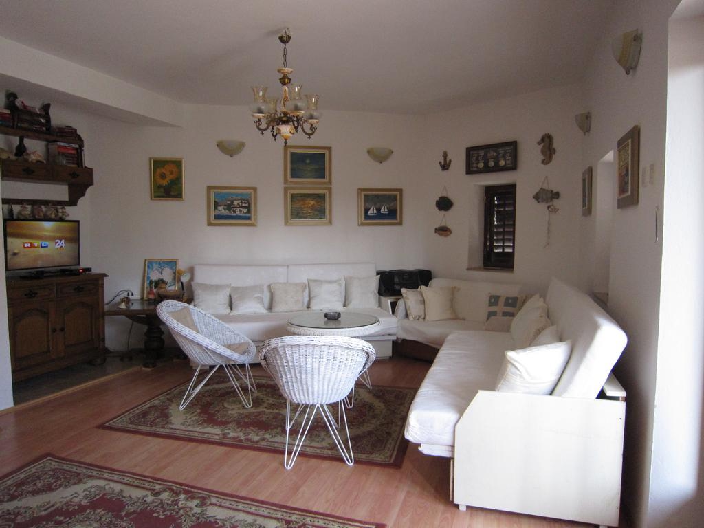Holiday Home Mona Igrane Rum bild